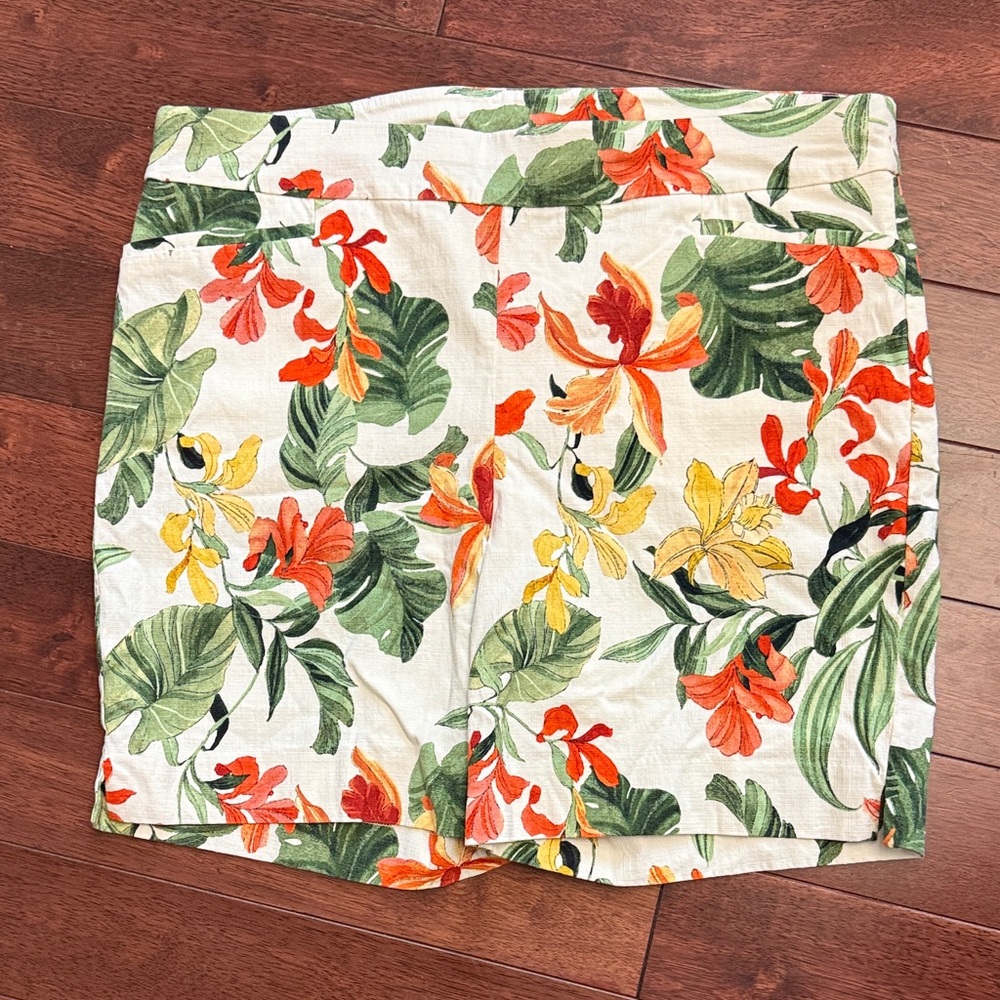 Chico's Tropical Orange White Green Stretch Pockets Bermuda Shorts 14